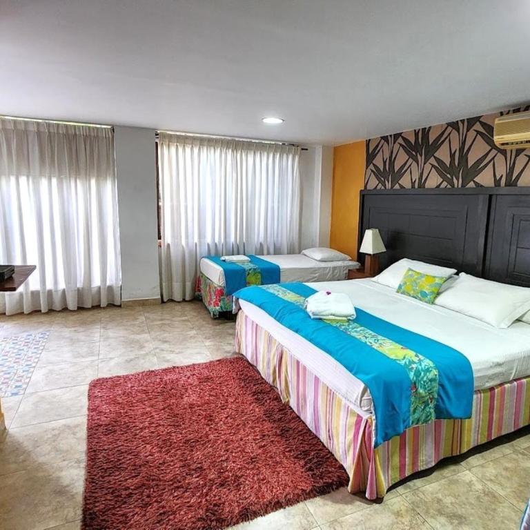 Hotel San Antonio del Cerro - Superior Triple Room - 9