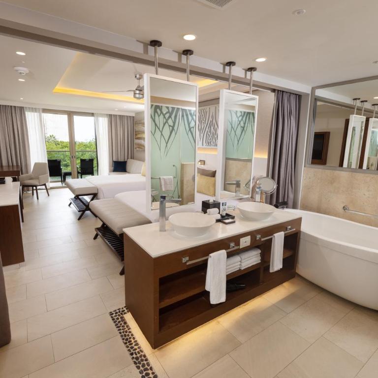 Royalton Riviera Cancun, An Autograph Collection All-Inclusive Resort & Casino - Suite Junior Deluxe - 2