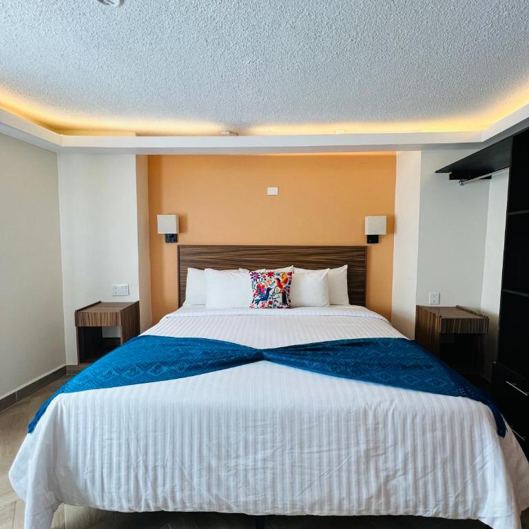 Suites del Jardín Principal - Double Room - 8