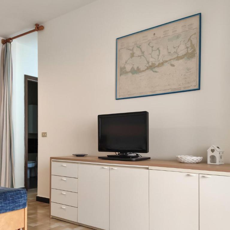 2 Bedroom Lovely Apartment In Lavagna - Two-Bedroom Apartment - 6