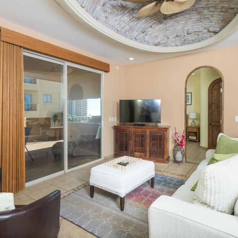 Bella Sirena B305 - Best Amenities on Sandy Beach - Apartment - 12
