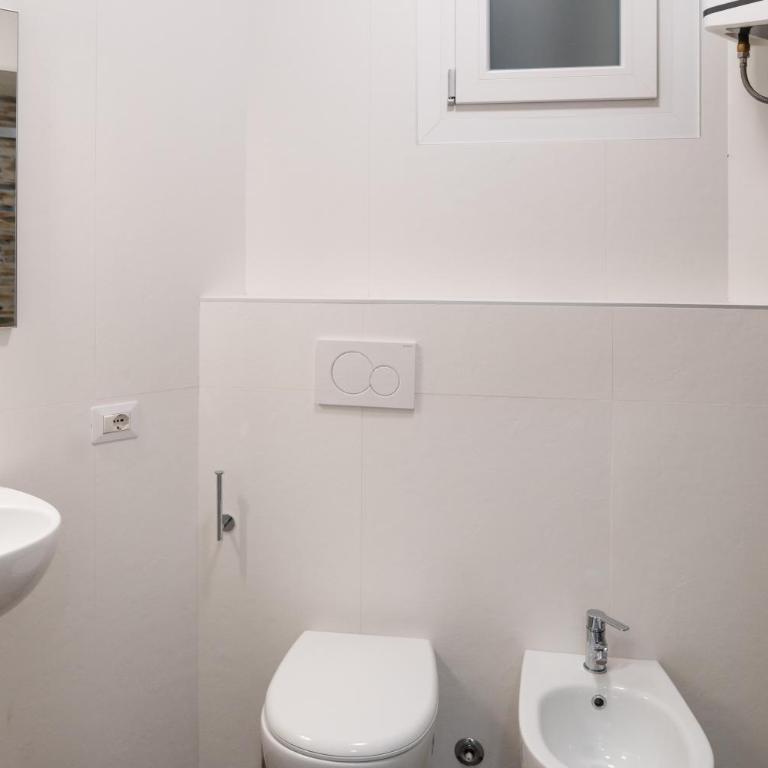 Villa Liana Exclusive Modern Suites - Two-Bedroom Apartment - 12