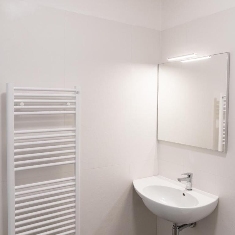 Villa Liana Exclusive Modern Suites - Two-Bedroom Apartment - 13