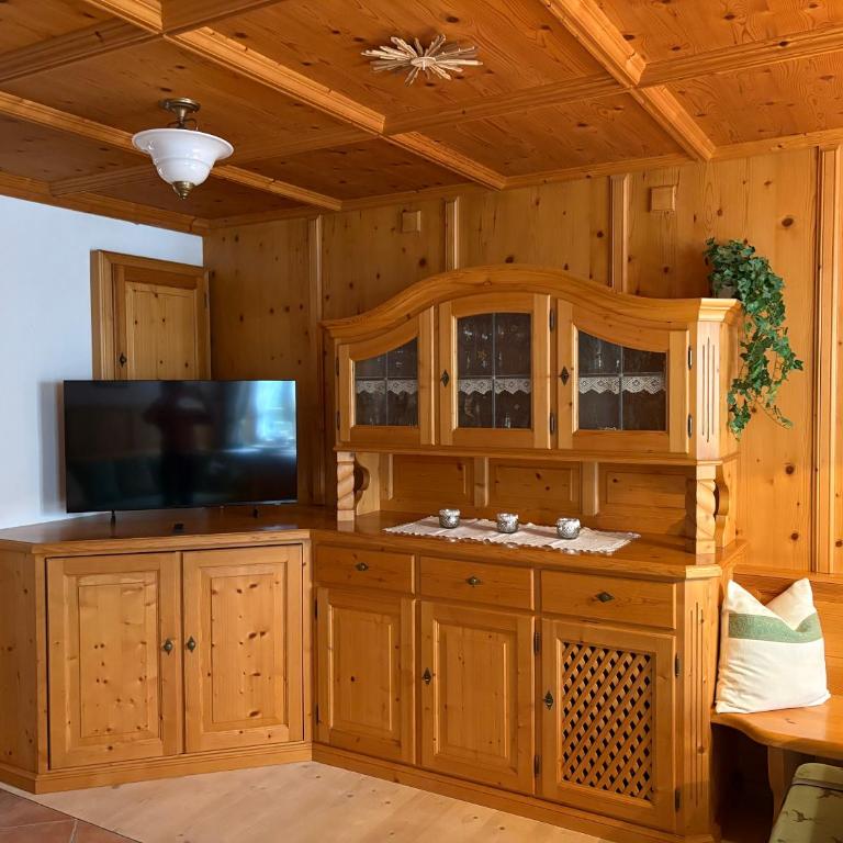 Haus Schöneck - Chiemgau Karte - Apartment mit Blick auf die Berge - 2
