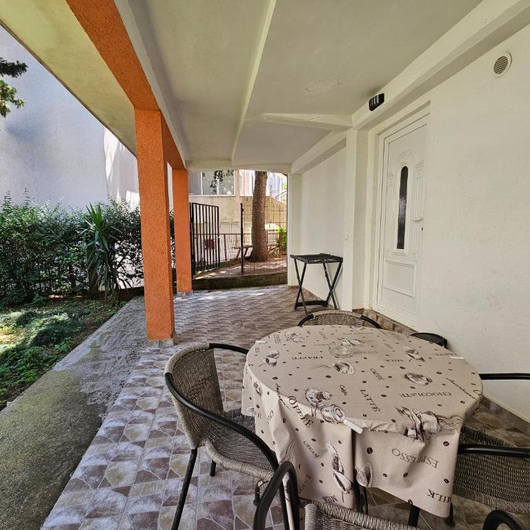 Budva Apartment Hills - Apartman sa 2 Spavaće Sobe - 2