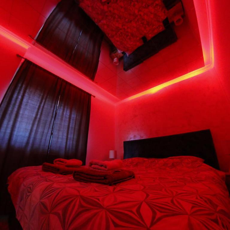 Hedonist Spa Jacuzzi Centar Free private parking - Apartman sa Đakuzijem - 69