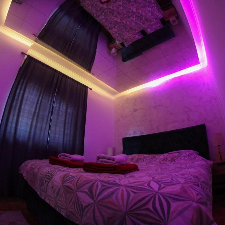 Hedonist Spa Jacuzzi Centar Free private parking - Apartman sa Đakuzijem - 75