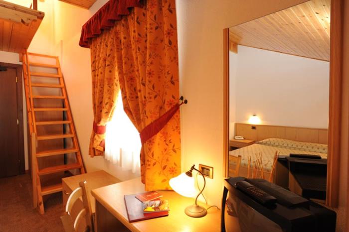 Hotel Petit Tournalin - Camera Tripla - 7