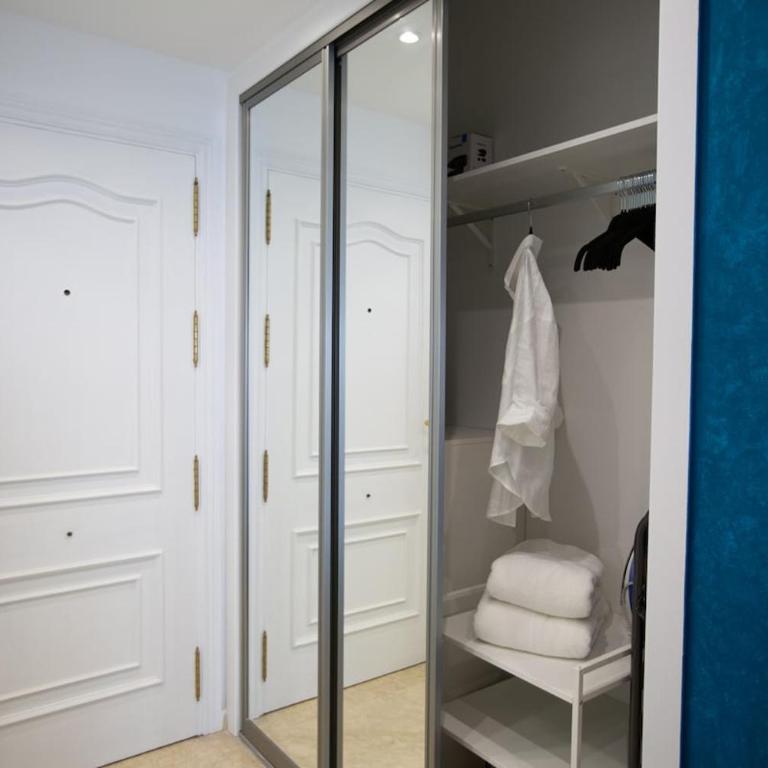 Sea view loft in Estepona port - Apartamento de 1 dormitorio - 17