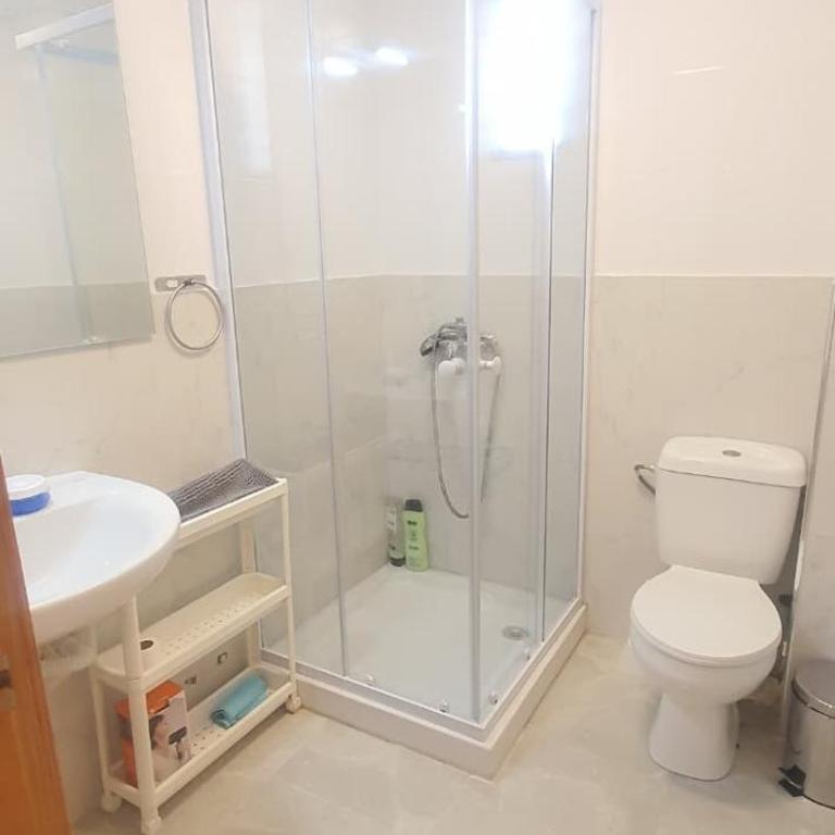 Tranquila y Céntrica Habitación Individual en Vivienda Compartida - Budget Single Room - 12