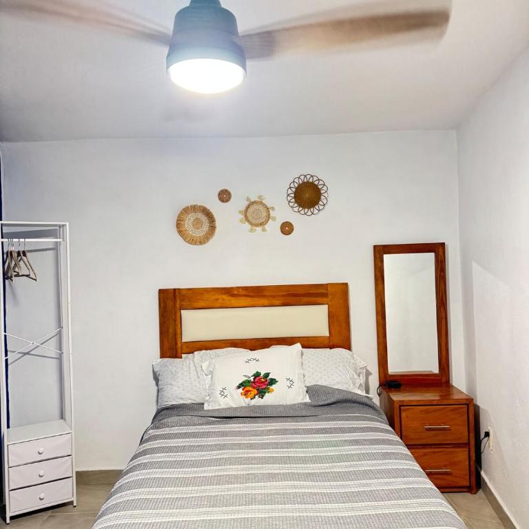 Vivencia GTO 4BR Rooftop w Private Garage 15m Dtwn - Four-Bedroom Vacation Home - 38