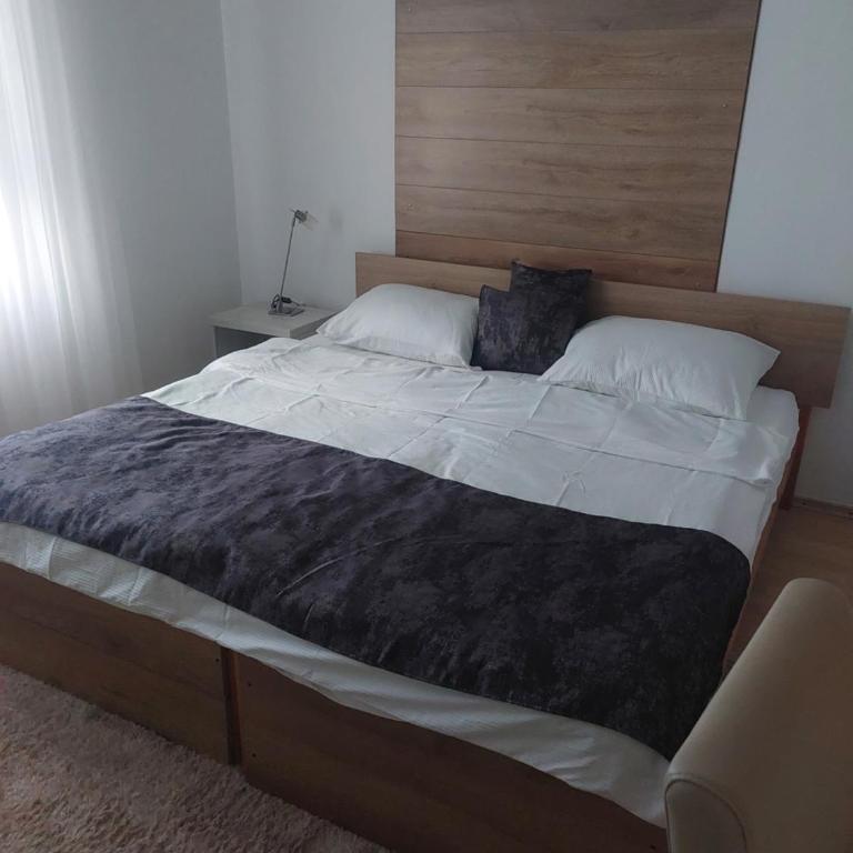 Apartman M - One-Bedroom Apartment - 6
