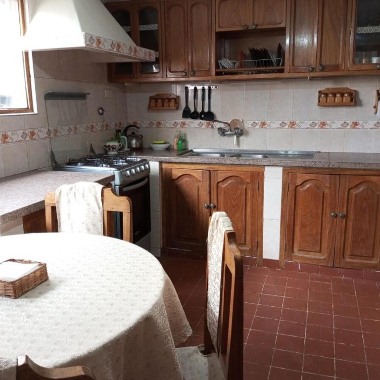 Amplia y hermosa casa familiar PetFriendly - Six-Bedroom House - 9