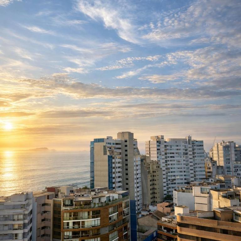 Luxury 3BR near Larcomar - Prime Miraflores Location - Apartamento de 3 dormitorios - 2
