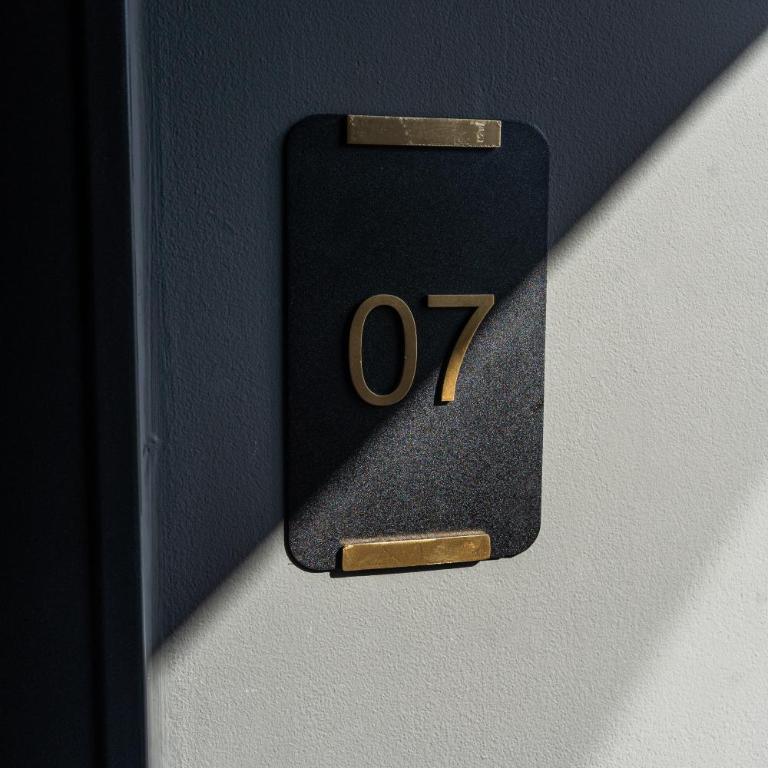 The Hill Aparthotel - Apartment - Split Level - 10