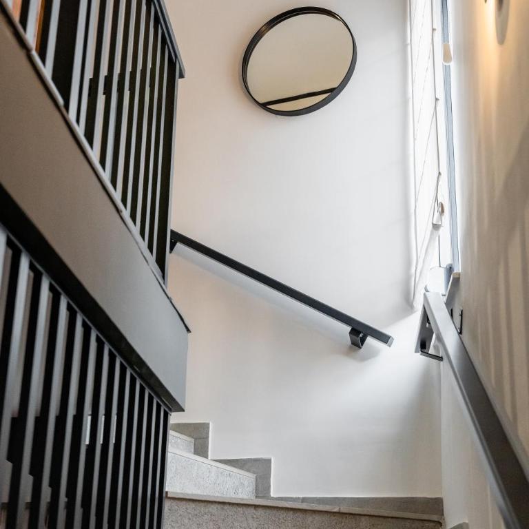 The Hill Aparthotel - Apartment - Split Level - 15