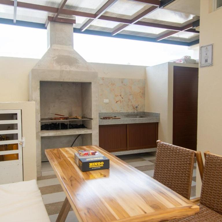 Casa Fernando - Beach house facing the ocean - Four-Bedroom House - 48