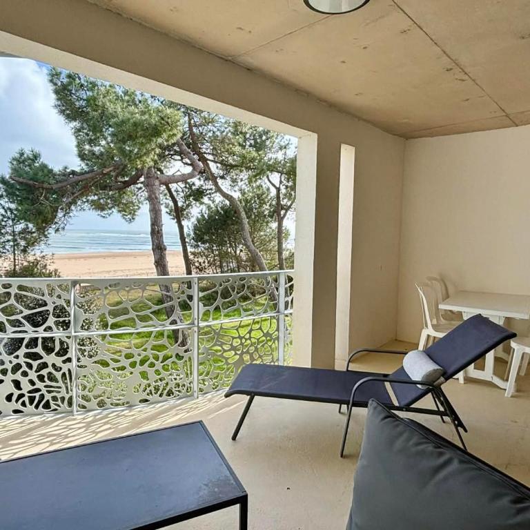 Appartement PMR avec balcon, piscine, parking et plage à La Tranche-sur-Mer - FR-1-194-229 - Appartement (4 Adultes) - 14