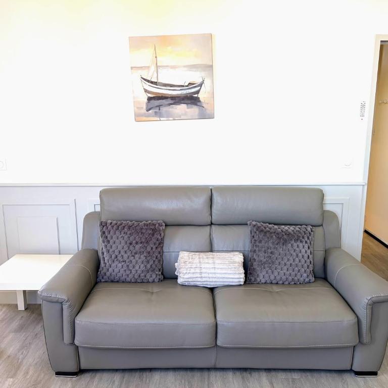 Villa Saint Laurent - Appartement standing vue mer, 40m plage, parking - Two-Bedroom Apartment - 5