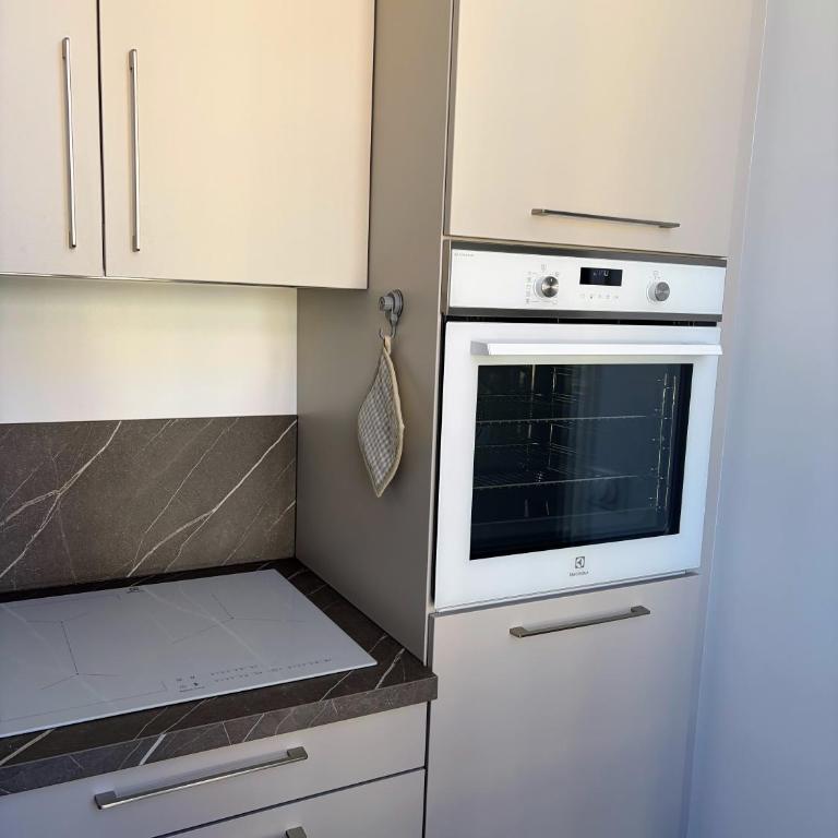 Villa Saint Laurent - Appartement standing vue mer, 40m plage, parking - Two-Bedroom Apartment - 11