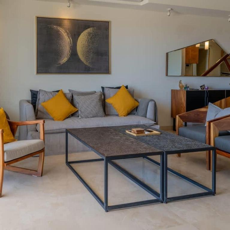 Everything Nearby Beach Pool Gym Tennis - Apartment - 2