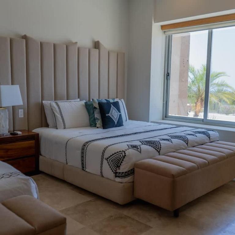 Everything Nearby Beach Pool Gym Tennis - Apartment - 18