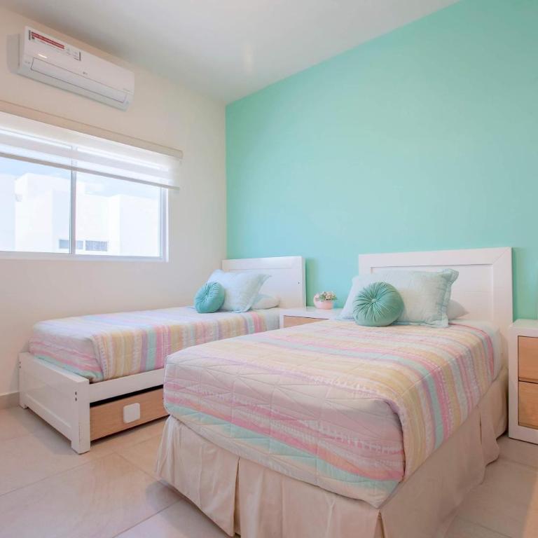 Family-Friendly House in Gated Community with Communal Pool - Vacation Home - 14