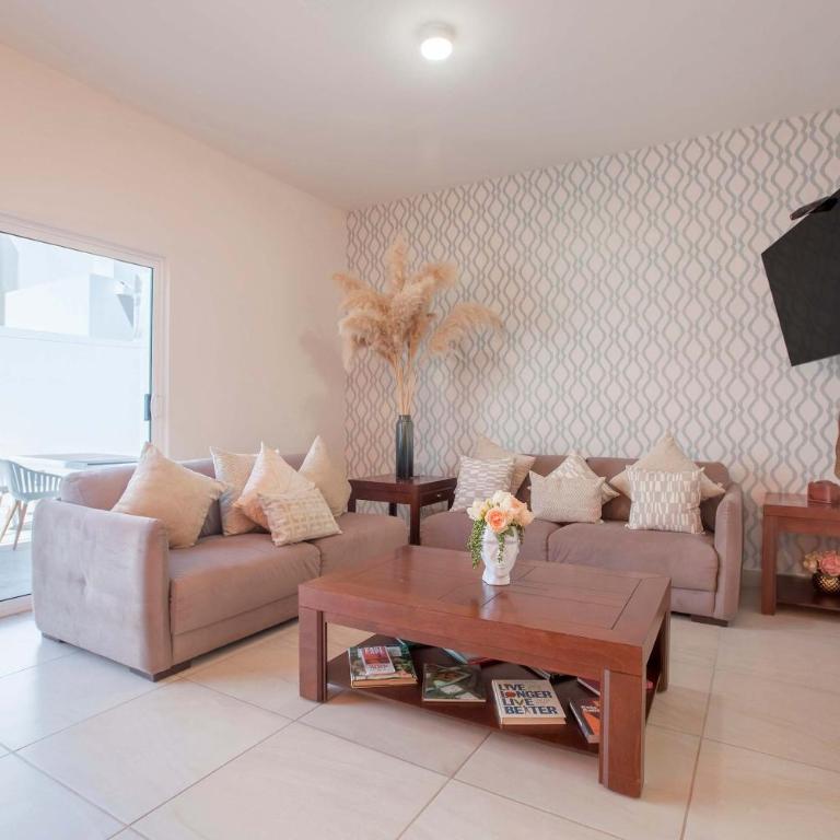 Family-Friendly House in Gated Community with Communal Pool - Vacation Home - 19