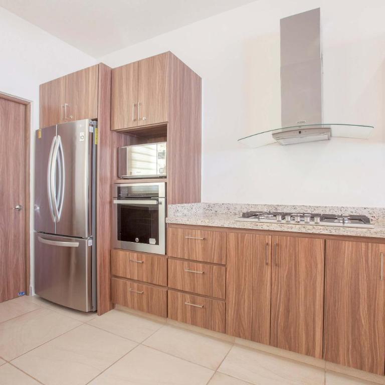 Family-Friendly House in Gated Community with Communal Pool - Vacation Home - 25