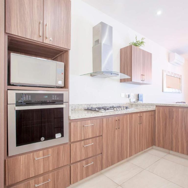 Family-Friendly House in Gated Community with Communal Pool - Vacation Home - 26