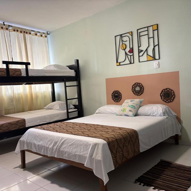 Studio 210A Cartagena Bocagrande Pool & 1 block from the beach - One-Bedroom Apartment - 10