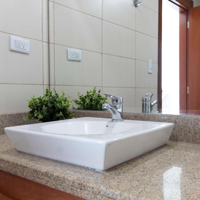 Departamento 2 hab 3 camas Vista al Rio - Apartment - 32