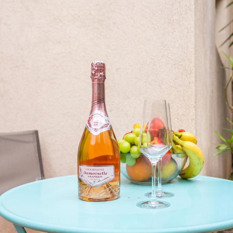 Studio cosy avec terrasse et jardin VAUBAN - Apartment mit 1 Schlafzimmer - 3