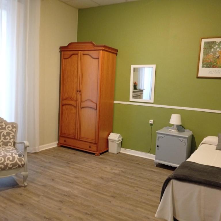Hospedaje Don Pelayo - Habitación Doble con baño compartido - 2 camas - 7