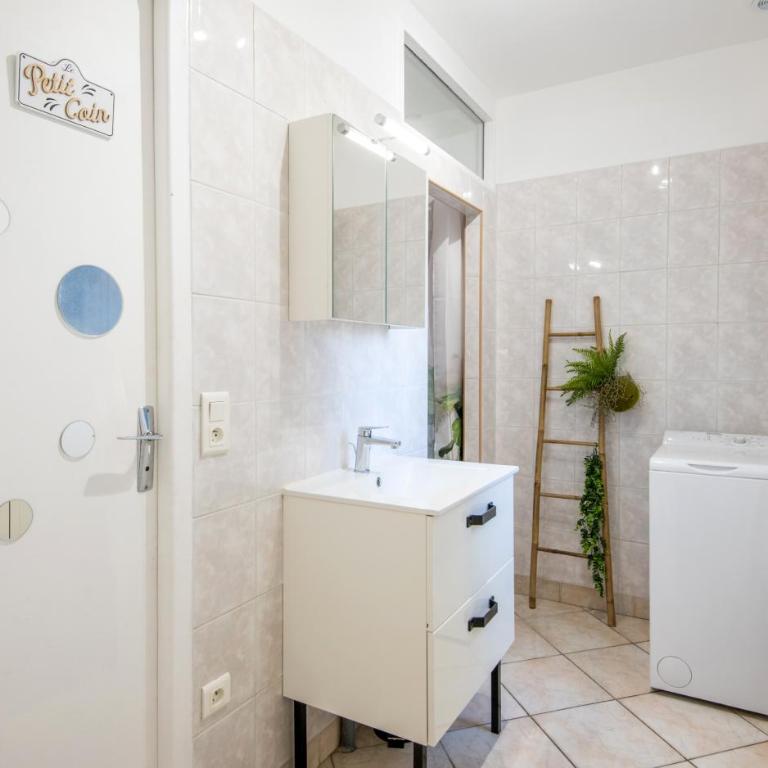 La citadine balcon, terrasse, fibre, centre-ville - Appartement 2 Chambres - 13
