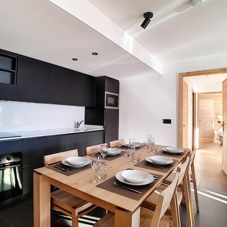 Chalet 2000 - Appartement neuf · Proche des pistes · Jacuzzi · Balcon MAE-0804 - Apartment - 2