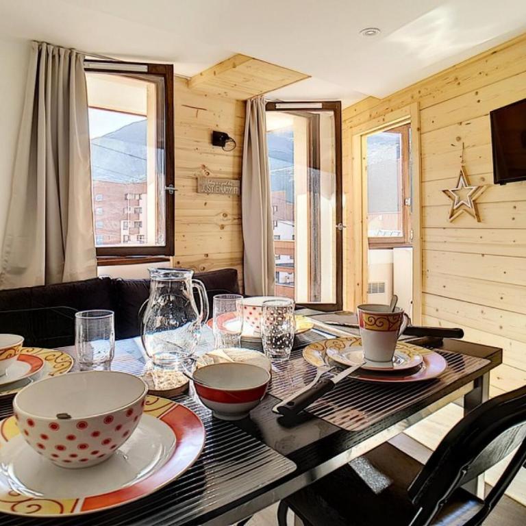 Résidence Boedette D - Appartement rénové · Départ et retour skis aux pieds · Balcon MAE-6874 - Apartment - 1