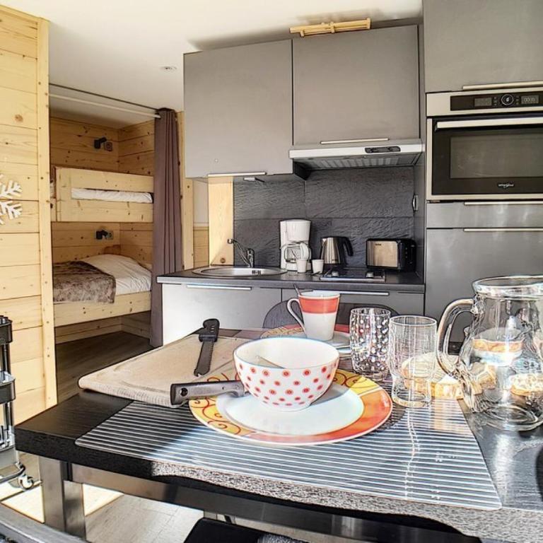 Résidence Boedette D - Appartement rénové · Départ et retour skis aux pieds · Balcon MAE-6874 - Apartment - 5