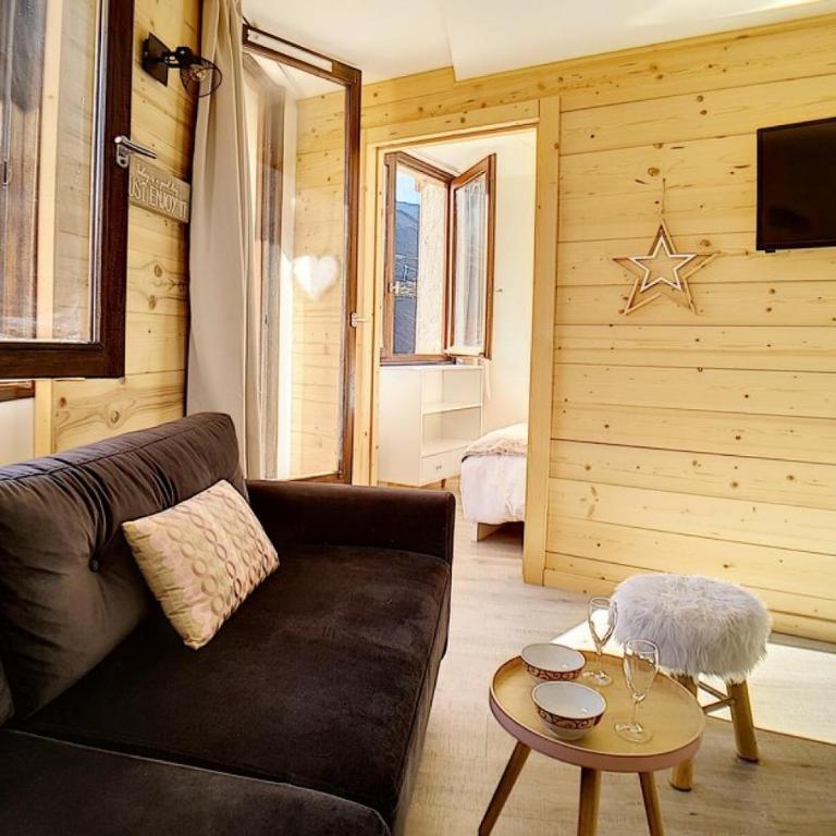 Résidence Boedette D - Appartement rénové · Départ et retour skis aux pieds · Balcon MAE-6874 - Apartment - 6