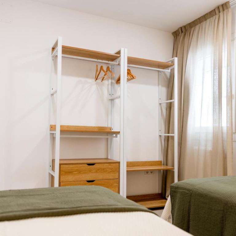 Alojamiento Erytheia Lux, a 5 minutos andando de la playa y en pleno casco histórico - Apartamento de 3 dormitorios - 10