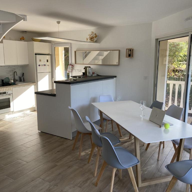 Eden parc 35 by agence bru - Villa con Piscina Privata - 6