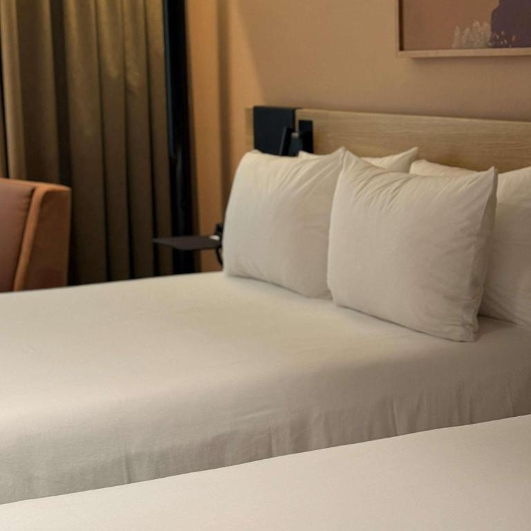 Novotel Mexico City Santa Fe - Habitación Executive con cama extragrande - 2