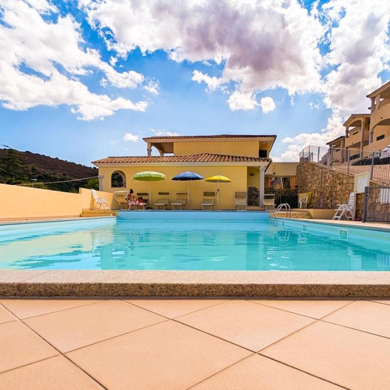 Villa Pina & Paolo with swimming pool in San Teodoro 10 min from beach - Casa con 2 Camere da Letto - 1