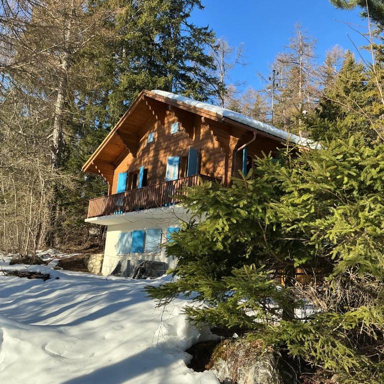 Chalet Privé avec vue imprenable sur les alpes - Chalet 3 Chambres - 1