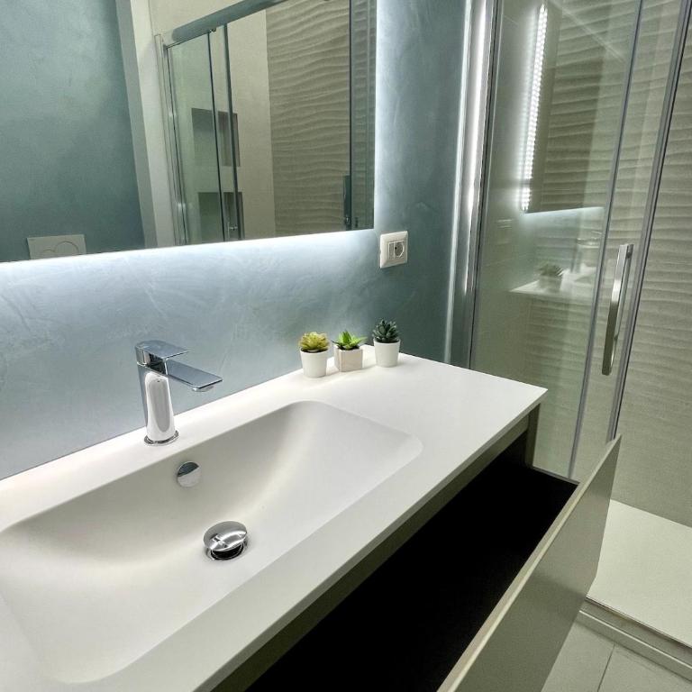 Modern Luxury Apartment at Centrale - Duomo - Appartamento con 2 Camere da Letto e Terrazza - 28