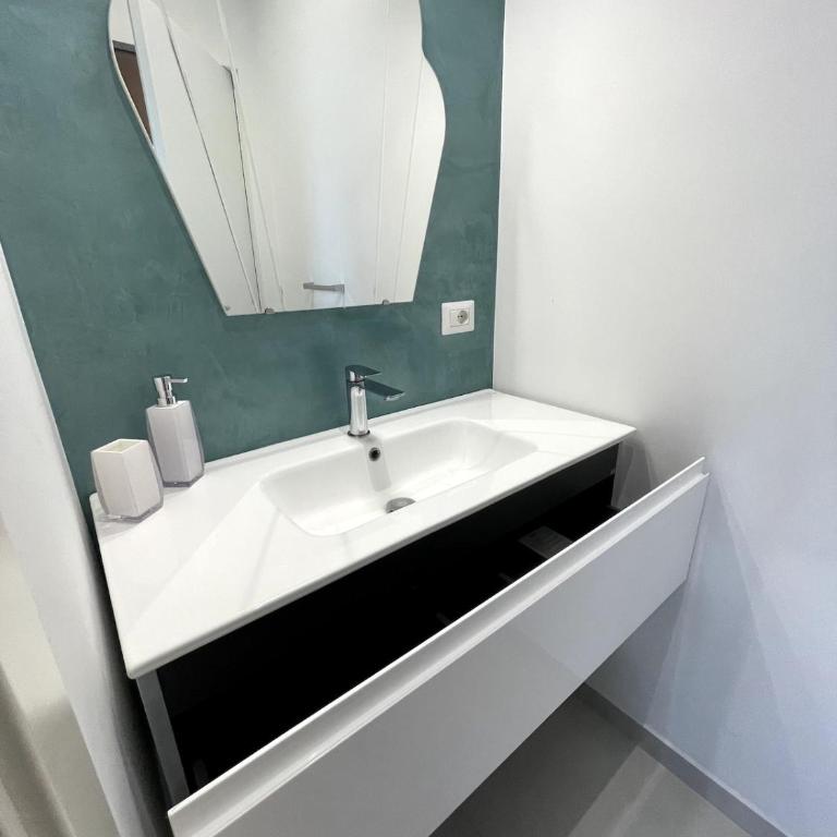 Modern Luxury Apartment at Centrale - Duomo - Appartamento con 2 Camere da Letto e Terrazza - 22