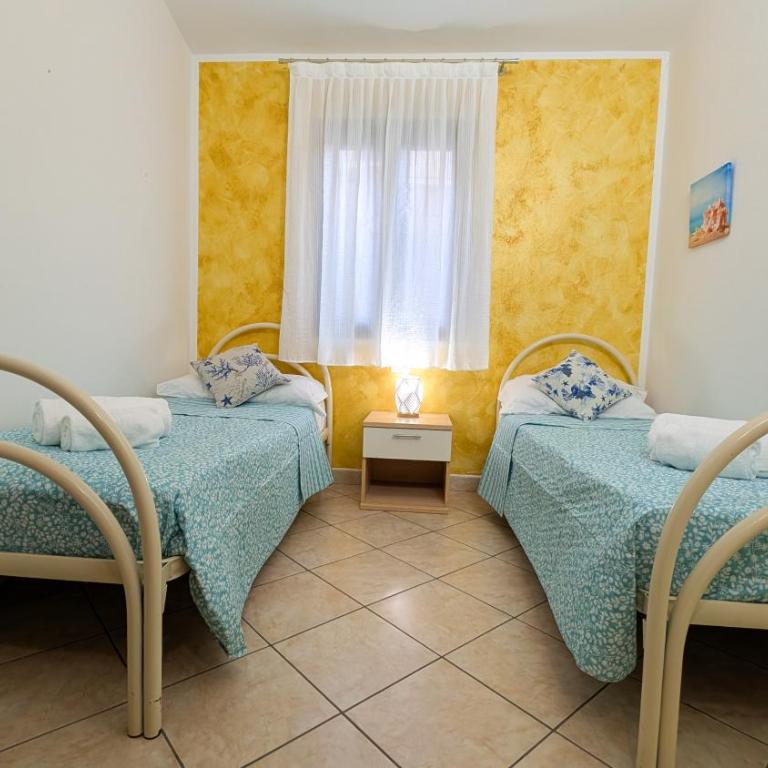 Villa Pina & Paolo with swimming pool in San Teodoro 10 min from beach - Casa con 2 Camere da Letto - 53