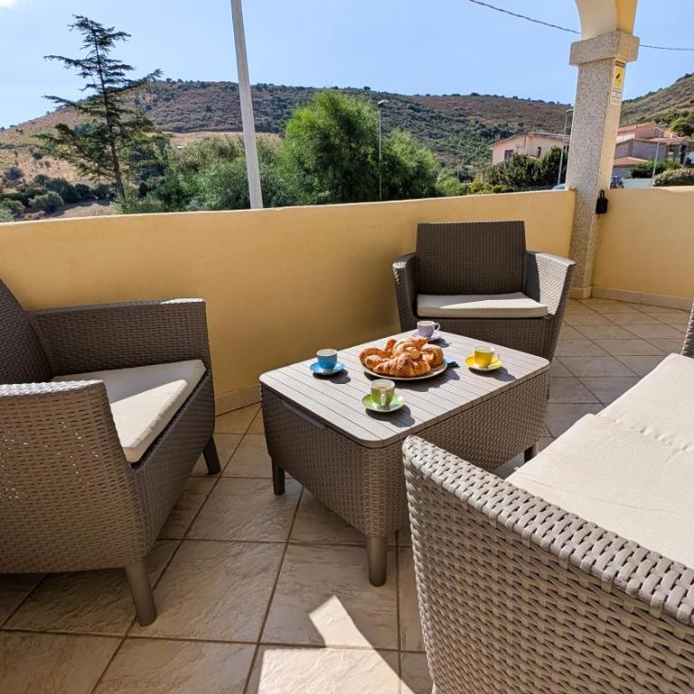 Villa Pina & Paolo with swimming pool in San Teodoro 10 min from beach - Casa con 2 Camere da Letto - 51