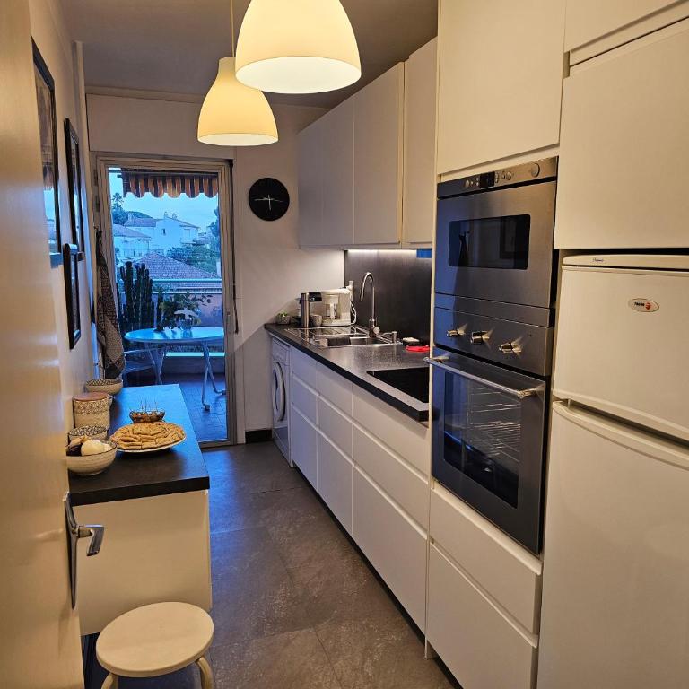 Charmant 2 pièces vue mer - Appartement - 2