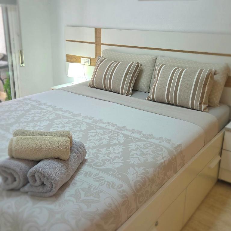 Apartments near Del Cura and Los Locos beaches - One-Bedroom Apartment - 14